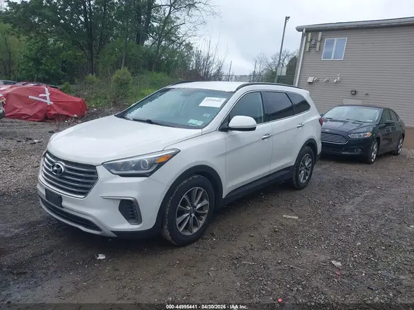 KM8SMDHF5HU204595 2017 HYUNDAI SANTA FE - Image 2