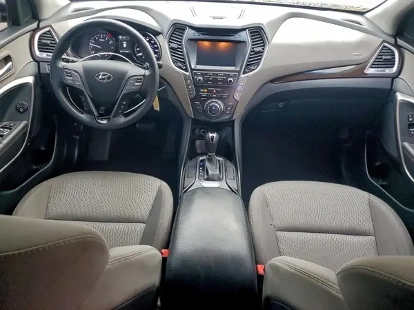 KM8SMDHF5HU207495 2017 HYUNDAI SANTA FE - Image 8