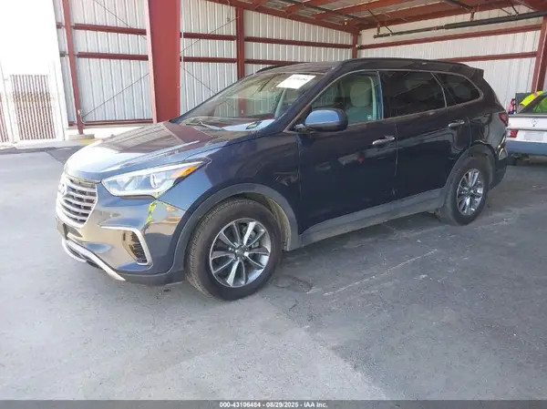 KM8SMDHF5HU212373 2017 HYUNDAI SANTA FE - Image 2