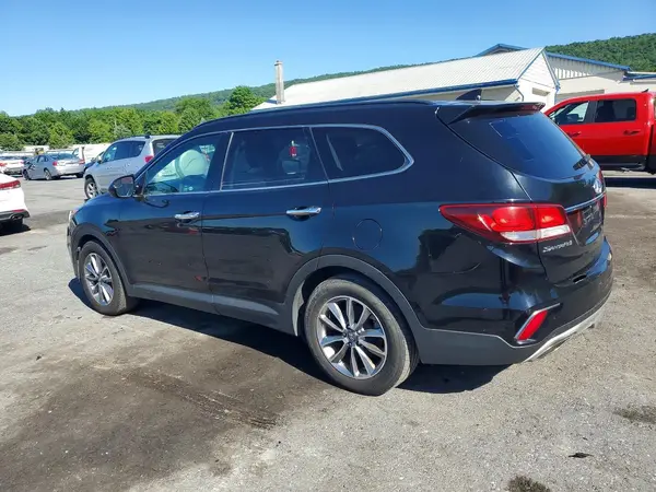 KM8SMDHF5HU223597 2017 HYUNDAI SANTA FE - Image 2