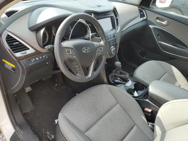 KM8SMDHF5HU226676 2017 HYUNDAI SANTA FE - Image 8