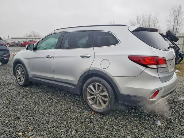 KM8SMDHF5HU228184 2017 HYUNDAI SANTA FE - Image 2