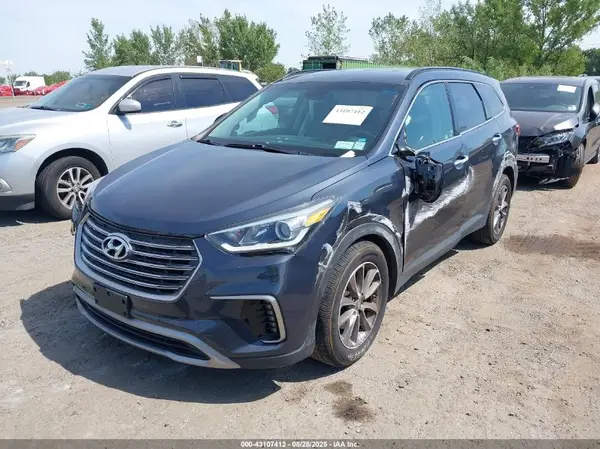KM8SMDHF5HU244773 2017 HYUNDAI SANTA FE - Image 2