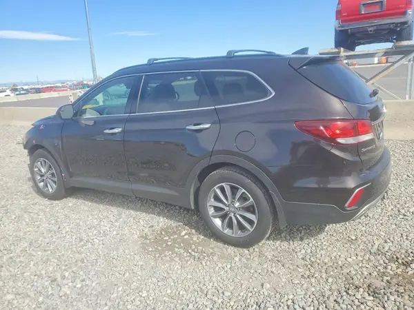 KM8SMDHF5JU268450 2018 HYUNDAI SANTA FE - Image 2