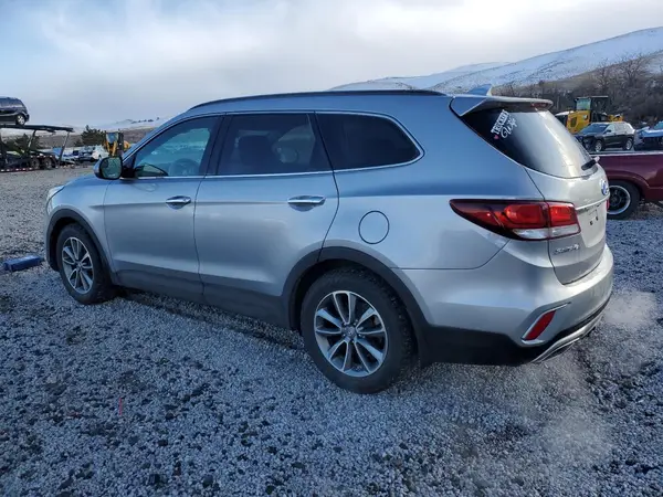 KM8SMDHF5JU282834 2018 HYUNDAI SANTA FE - Image 2
