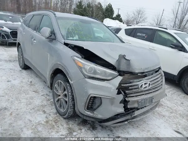 KM8SMDHF5JU284132 2018 HYUNDAI SANTA FE - Image 1