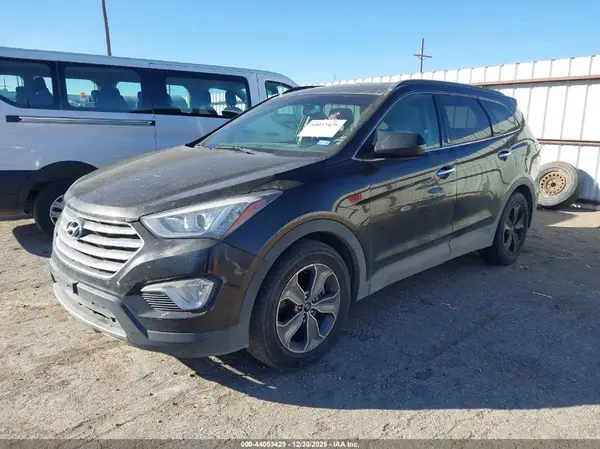 KM8SMDHF6GU162310 2016 HYUNDAI SANTA FE - Image 2