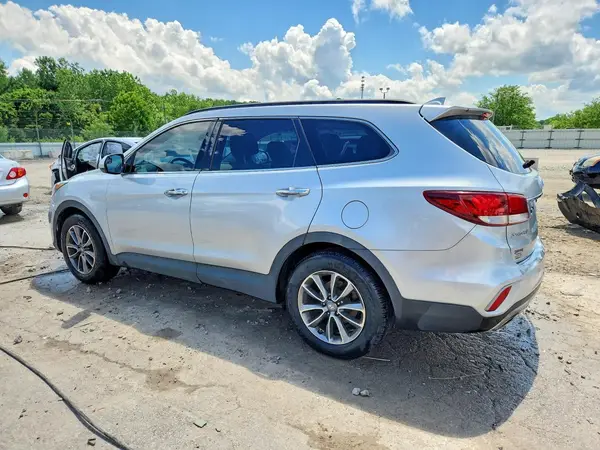 KM8SMDHF6HU171199 2017 HYUNDAI SANTA FE - Image 2