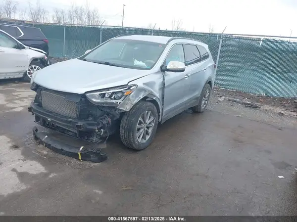 KM8SMDHF6HU176855 2017 HYUNDAI SANTA FE - Image 2