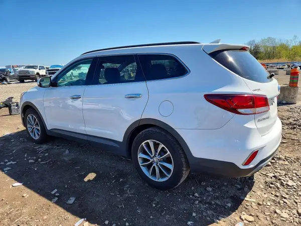 KM8SMDHF6HU178444 2017 HYUNDAI SANTA FE - Image 2