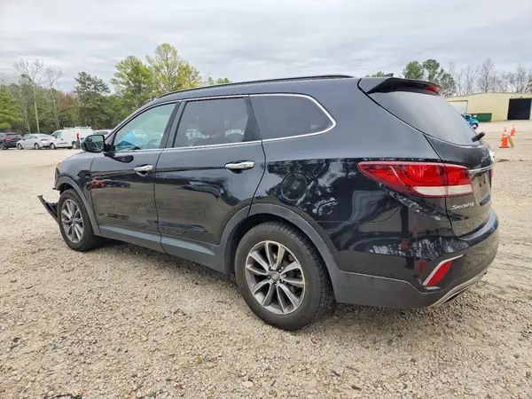 KM8SMDHF6HU178962 2017 HYUNDAI SANTA FE - Image 2