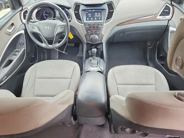 KM8SMDHF6HU178962 2017 HYUNDAI SANTA FE - Image 8