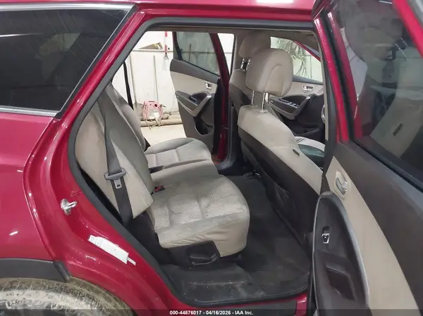 KM8SMDHF6HU192070 2017 HYUNDAI SANTA FE - Image 8