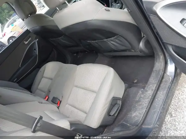 KM8SMDHF6HU209000 2017 HYUNDAI SANTA FE - Image 8