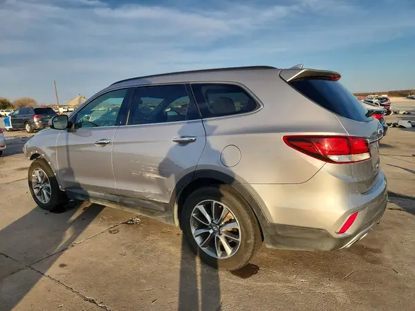 KM8SMDHF6HU217288 2017 HYUNDAI SANTA FE - Image 2