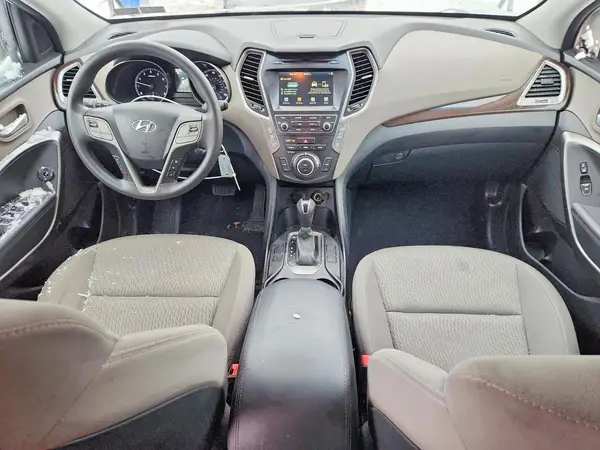 KM8SMDHF6HU217906 2017 HYUNDAI SANTA FE - Image 8