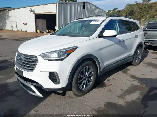 KM8SMDHF6HU222183 2017 HYUNDAI SANTA FE - Image 2