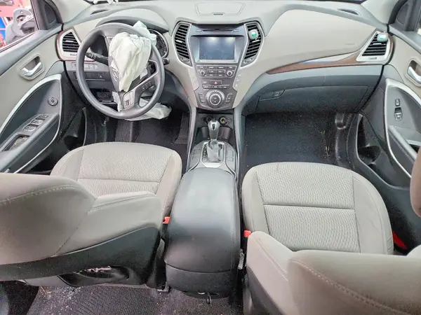 KM8SMDHF6HU251781 2017 HYUNDAI SANTA FE - Image 8