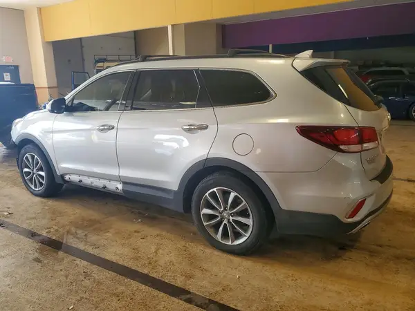 KM8SMDHF6JU268473 2018 HYUNDAI SANTA FE - Image 2