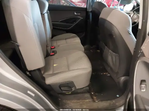 KM8SMDHF6JU268778 2018 HYUNDAI SANTA FE - Image 8