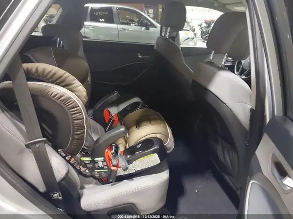 KM8SMDHF6JU274693 2018 HYUNDAI SANTA FE - Image 8
