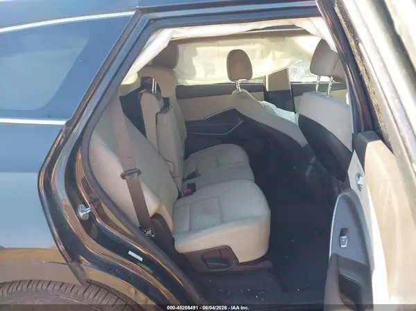 KM8SMDHF7GU138422 2016 HYUNDAI SANTA FE - Image 8
