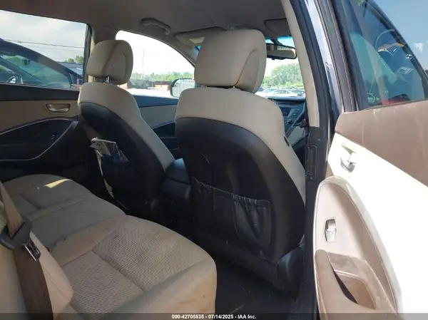 KM8SMDHF7GU142650 2016 HYUNDAI SANTA FE - Image 8