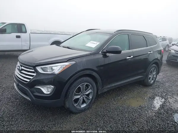 KM8SMDHF7GU157858 2016 HYUNDAI SANTA FE - Image 2