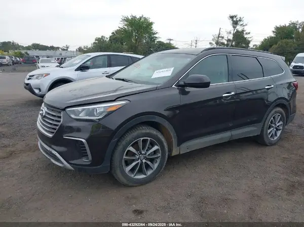 KM8SMDHF7HU176900 2017 HYUNDAI SANTA FE - Image 2