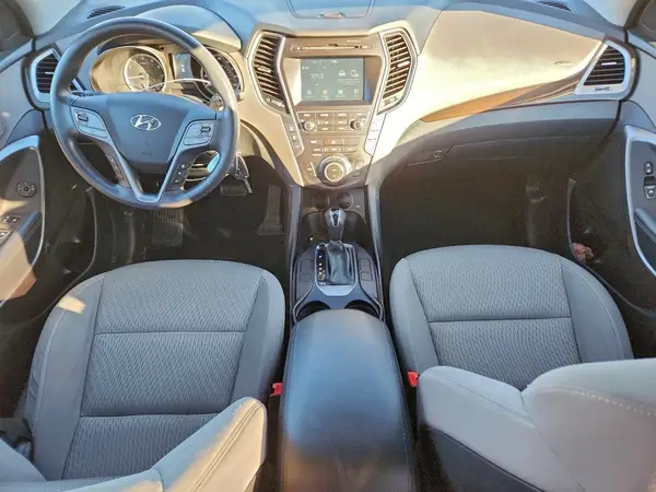 KM8SMDHF7HU178663 2017 HYUNDAI SANTA FE - Image 8