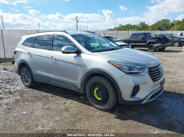 KM8SMDHF7HU192580 2017 HYUNDAI SANTA FE - Image 1