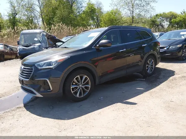 KM8SMDHF7HU198248 2017 HYUNDAI SANTA FE - Image 2