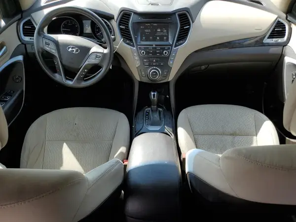 KM8SMDHF7HU206557 2017 HYUNDAI SANTA FE - Image 8