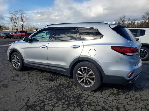 KM8SMDHF7HU221138 2017 HYUNDAI SANTA FE - Image 2