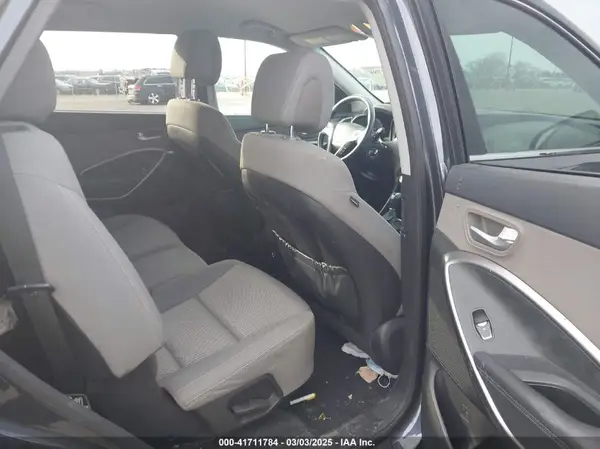 KM8SMDHF7HU228462 2017 HYUNDAI SANTA FE - Image 8