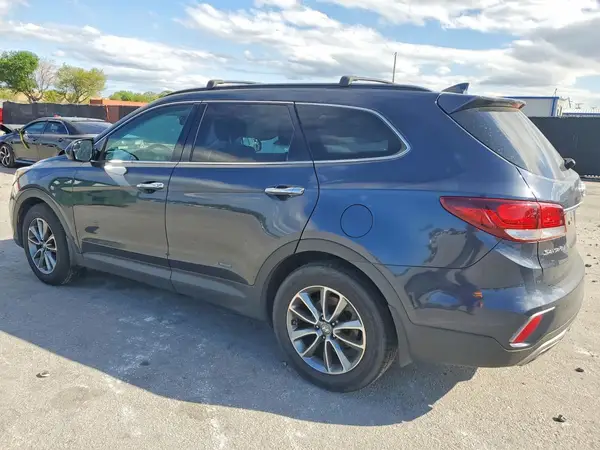 KM8SMDHF7HU256195 2017 HYUNDAI SANTA FE - Image 2