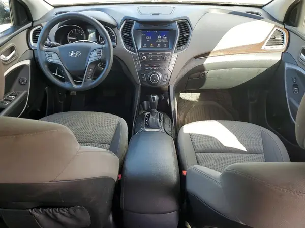 KM8SMDHF7HU256195 2017 HYUNDAI SANTA FE - Image 8
