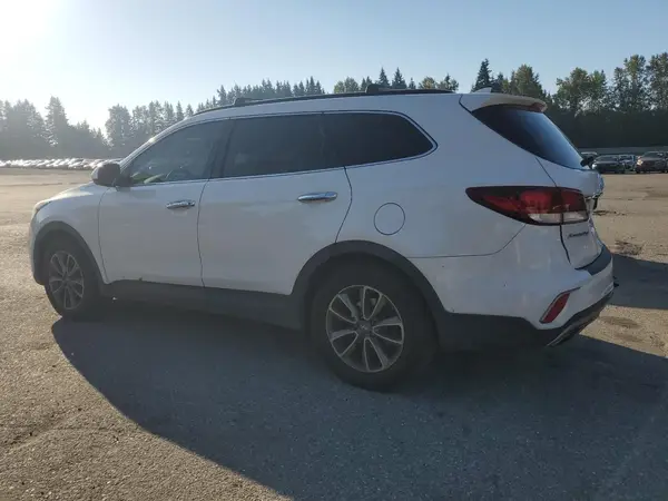 KM8SMDHF7JU257949 2018 HYUNDAI SANTA FE - Image 2