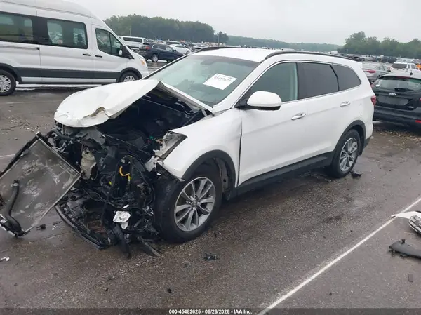 KM8SMDHF7JU276923 2018 HYUNDAI SANTA FE - Image 2