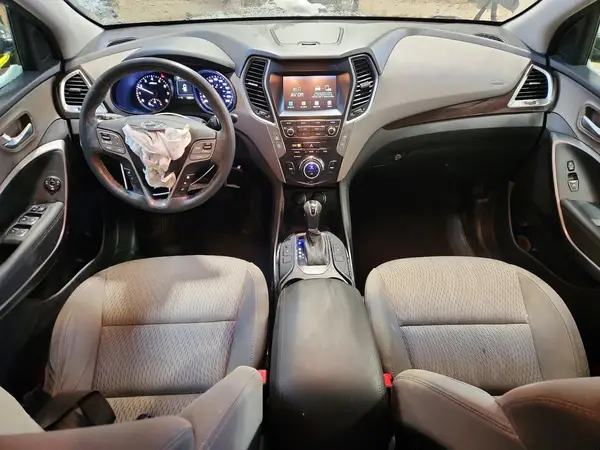 KM8SMDHF7KU310036 2019 HYUNDAI SANTA FE - Image 8