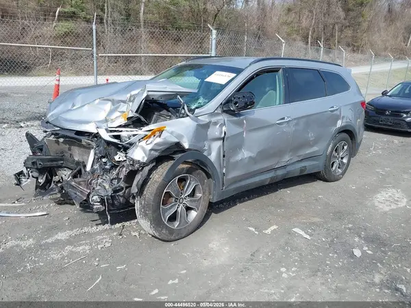 KM8SMDHF8GU136579 2016 HYUNDAI SANTA FE - Image 2