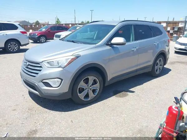 KM8SMDHF8GU155066 2016 HYUNDAI SANTA FE - Image 2