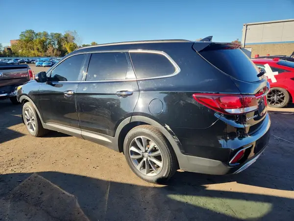 KM8SMDHF8HU182849 2017 HYUNDAI SANTA FE - Image 2