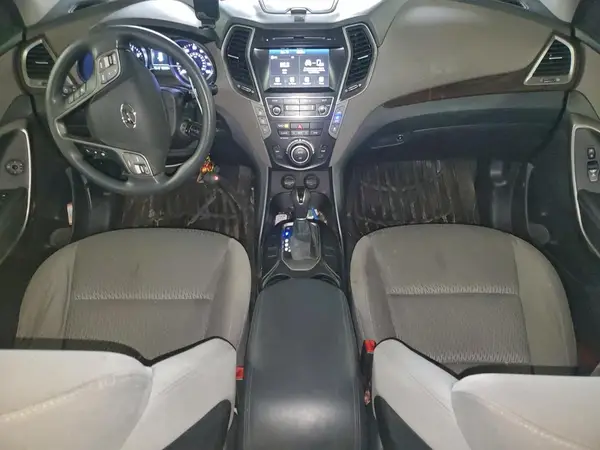 KM8SMDHF8HU187792 2017 HYUNDAI SANTA FE - Image 8