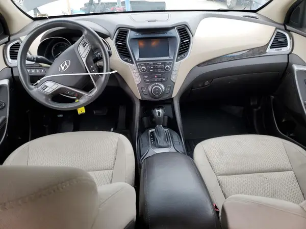 KM8SMDHF8HU201870 2017 HYUNDAI SANTA FE - Image 8