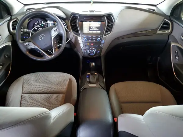 KM8SMDHF8HU216515 2017 HYUNDAI SANTA FE - Image 8