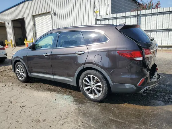 KM8SMDHF8HU216899 2017 HYUNDAI SANTA FE - Image 2