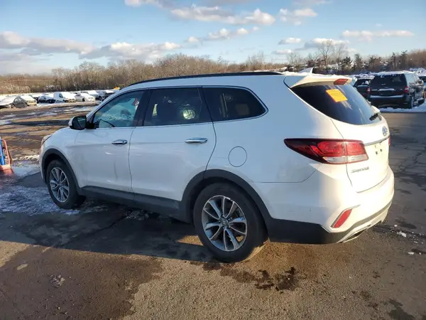 KM8SMDHF8HU216952 2017 HYUNDAI SANTA FE - Image 2