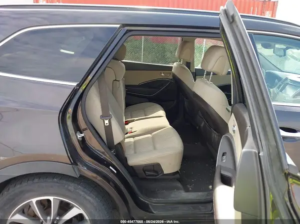 KM8SMDHF8HU224954 2017 HYUNDAI SANTA FE - Image 8
