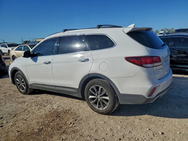 KM8SMDHF8HU227997 2017 HYUNDAI SANTA FE - Image 2